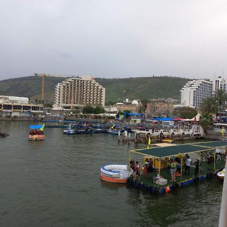 יחידת אירוח בבית ורדי Tiberias Exterior photo