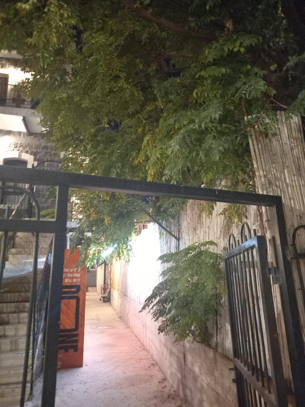 יחידת אירוח בבית ורדי Tiberias Exterior photo